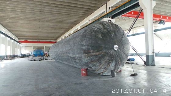 부풀이 수 있는 해상 에어백 보트 발사 및 도킹
